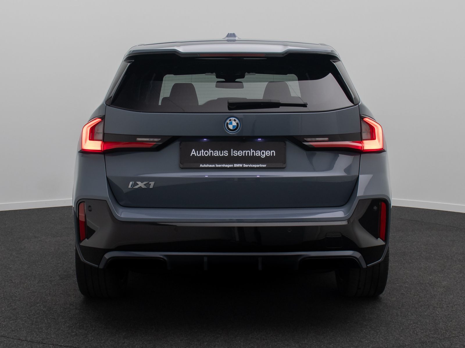 Fahrzeugabbildung BMW iX1 xD30 MSport Panorama 360&deg;HUD DAB Komfort 19"