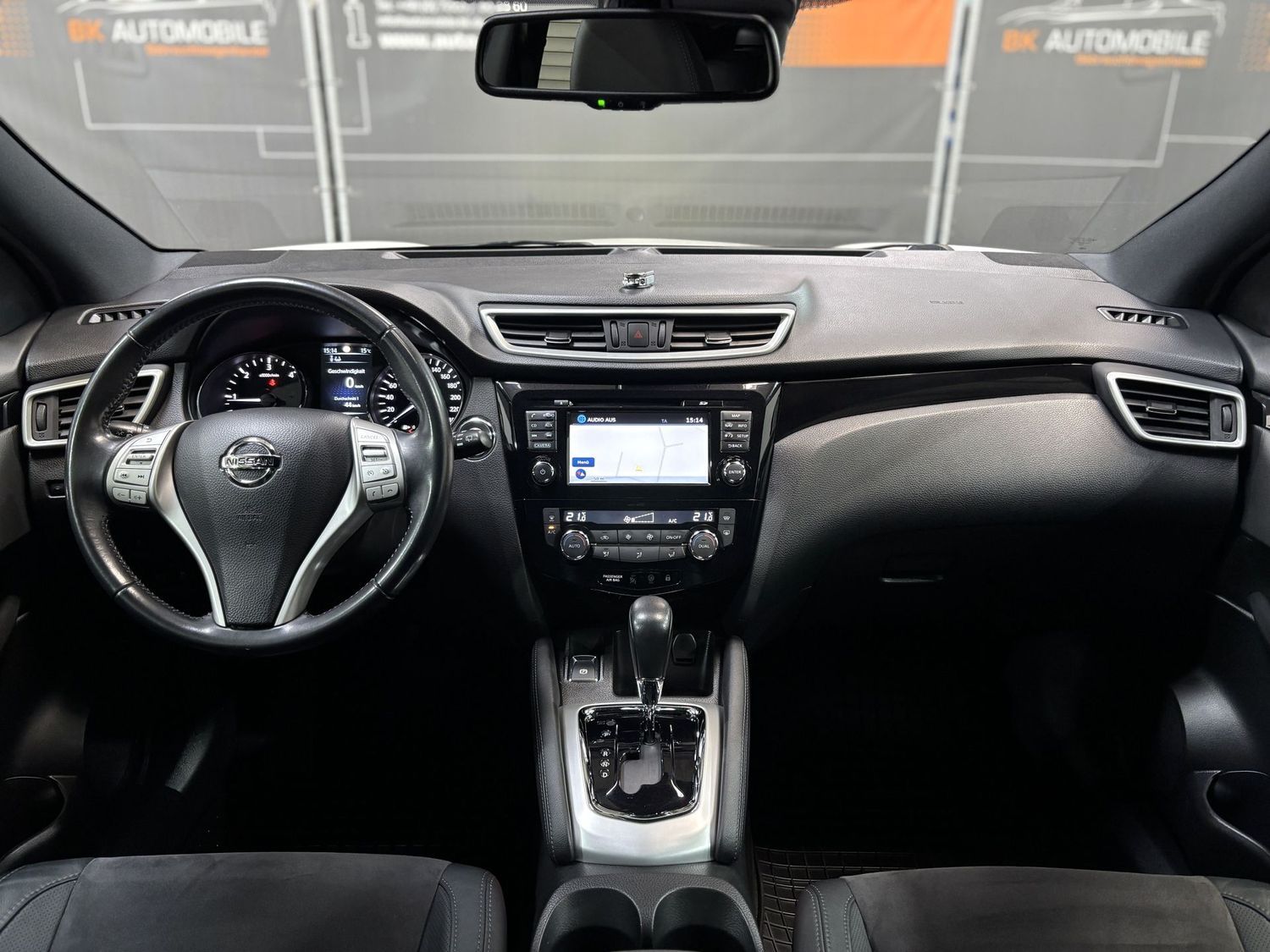 Fahrzeugabbildung Nissan Qashqai N-Vision#Kamera#Navi#Alcantara