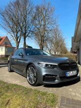 BMW 530d Touring G31 M-Paket AHK 8xReifen etc - BMW: Xr