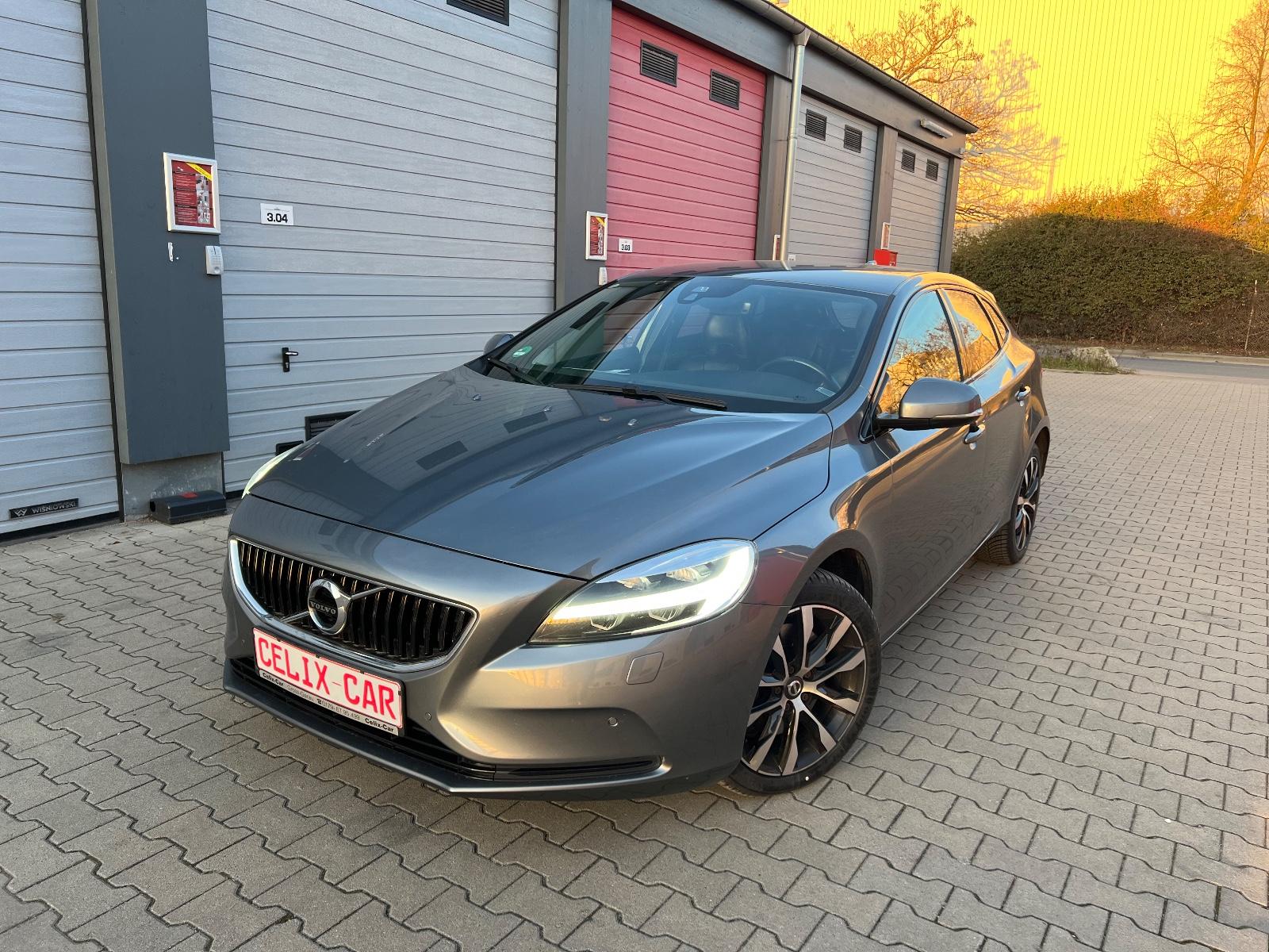 Volvo V40 Linje Svart+Kamera+LED+Tempomat+Start-Stop