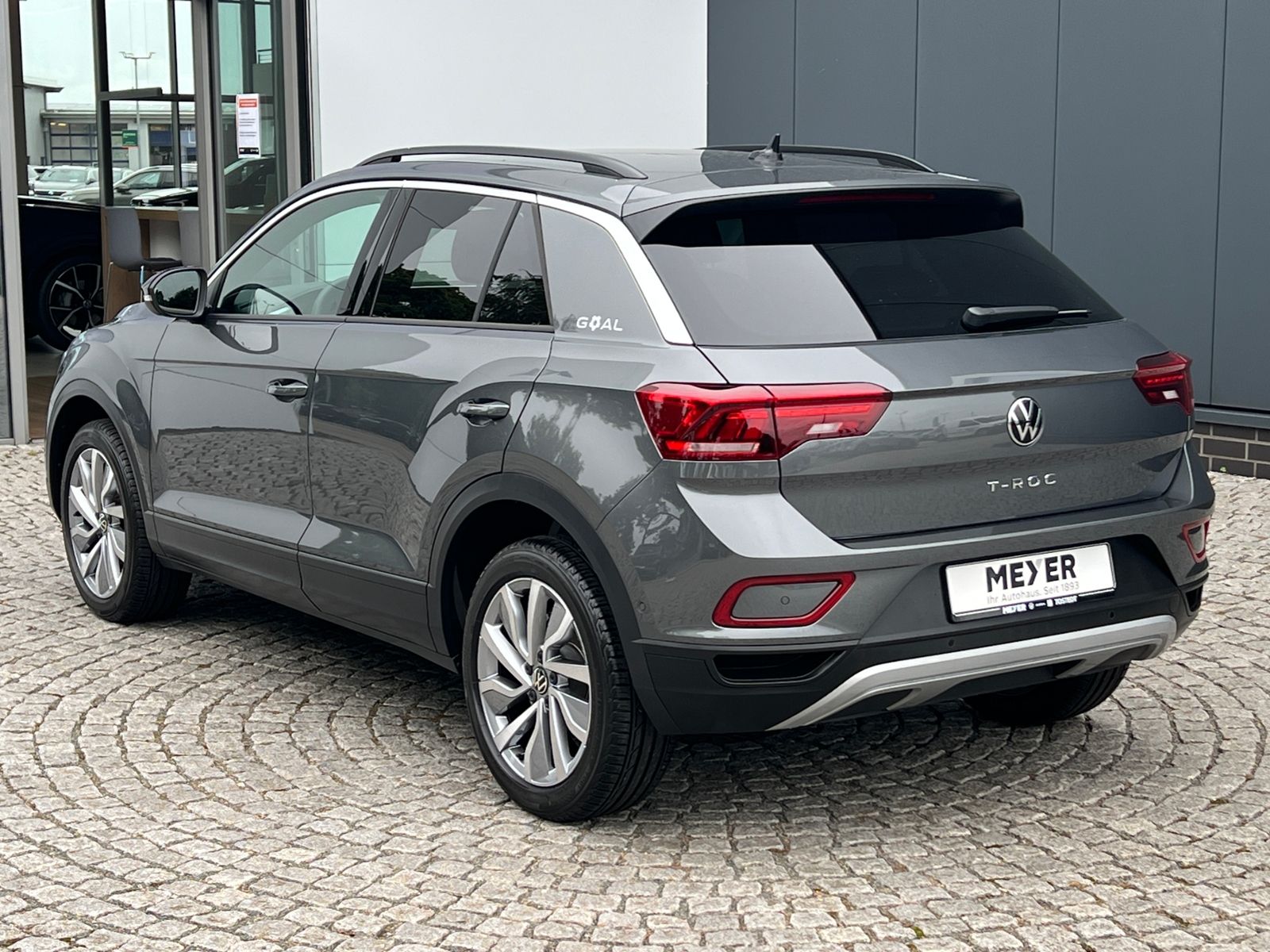 Fahrzeugabbildung Volkswagen T-Roc GOAL 1.5 TSI DSG *AHK, LED, "Plus"-Paket,