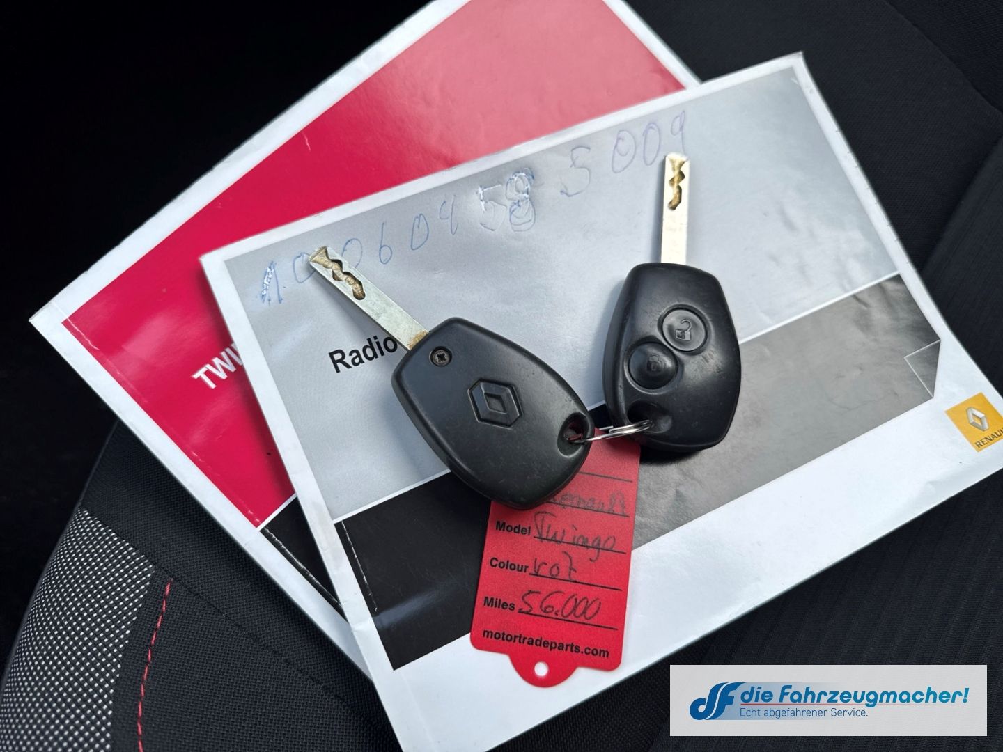 Fahrzeugabbildung Renault Twingo Dynamique 1.2 16V Temp Tel.-Vorb. GA Spee