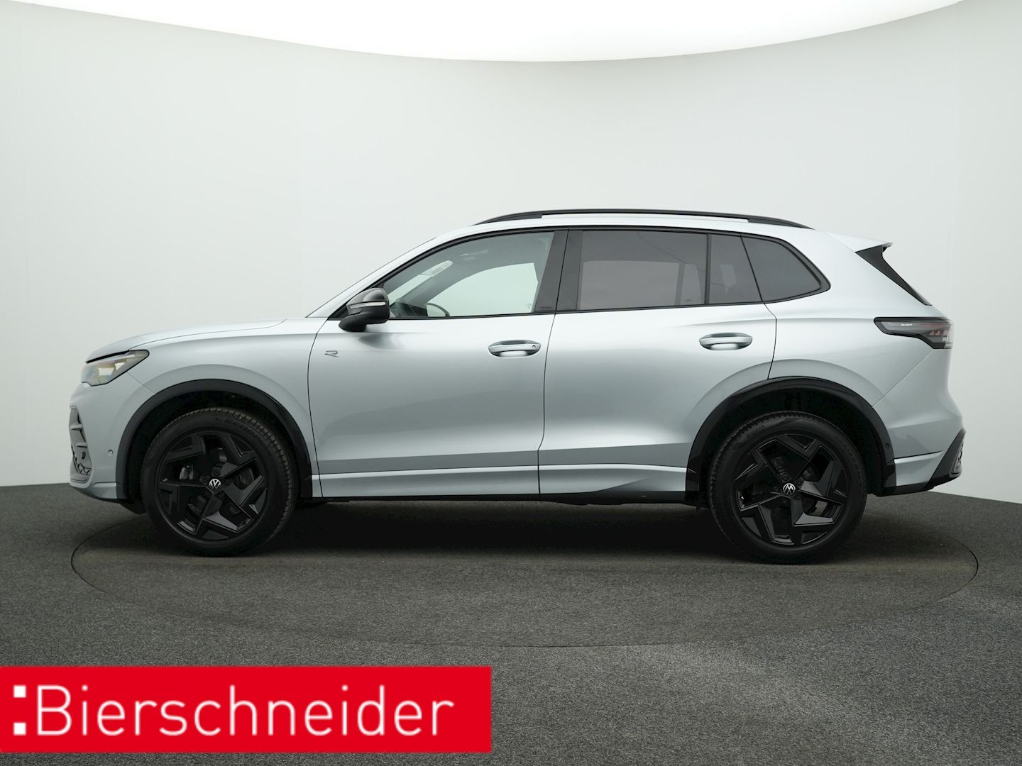 Volkswagen Tiguan 2.0 TDI DSG 4Mo. R-Line BLACK-STYLE AHK H imagem 3