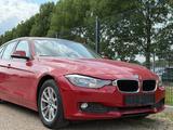 BMW 3 Touring 320 d Leder AUT Navi Led - BMW 320 aus 2012: 320d