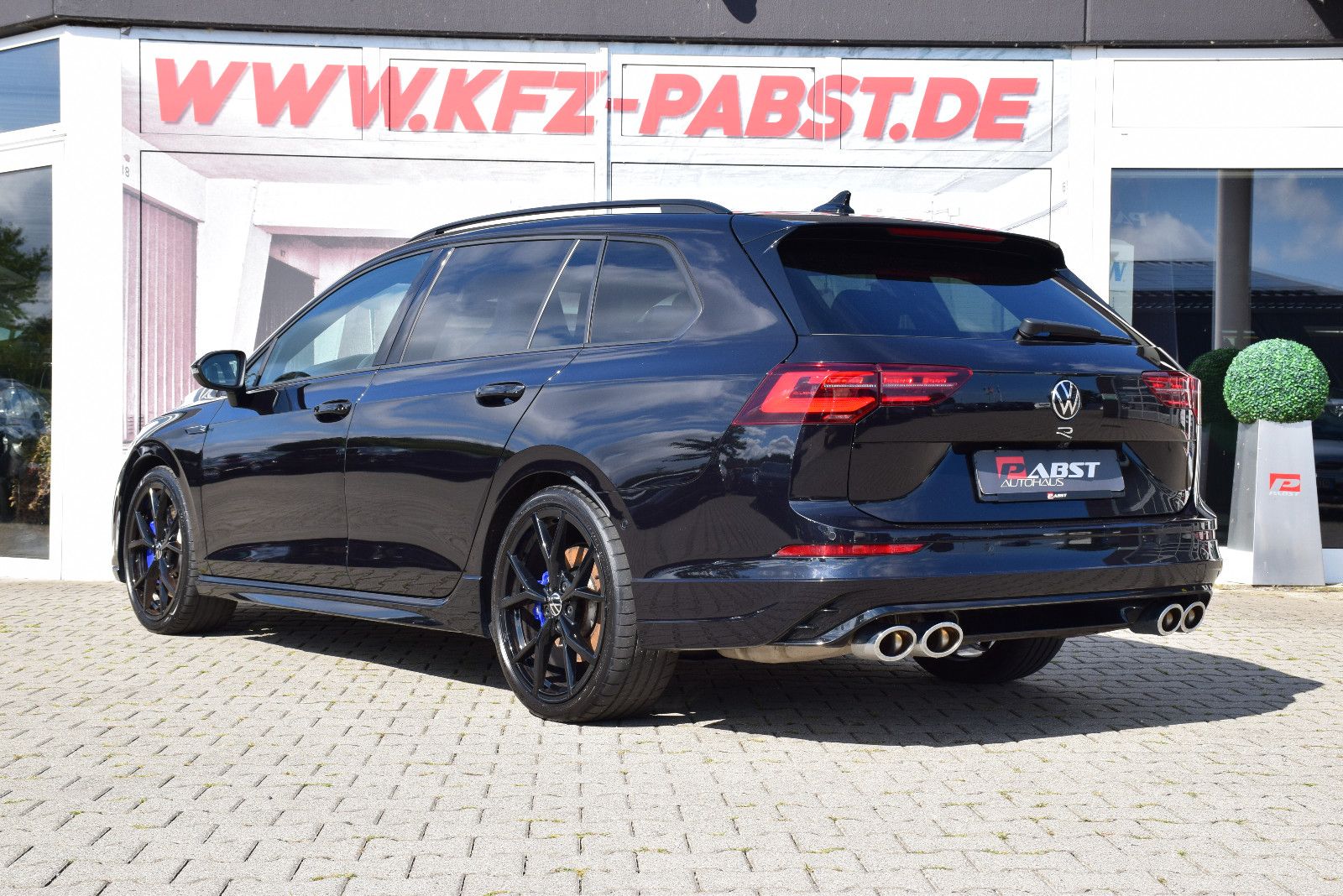 Volkswagen Golf VIII Variant R 4Moti. IQ LIGHT PANO KAMERA foto 5