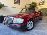 Mercedes-Benz E 220 W124 Lim. H-Zulassung Automatik Top-Zust. - gebrauchte Mercedes-Benz E 220 aus dem Jahr 1993
