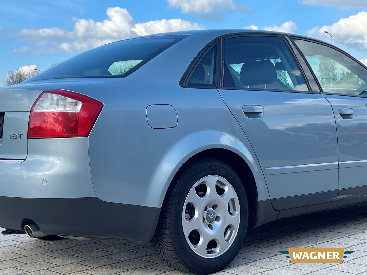 Fahrzeugabbildung Audi A4 1.8T 1-Hand Scheckheft lückenlos