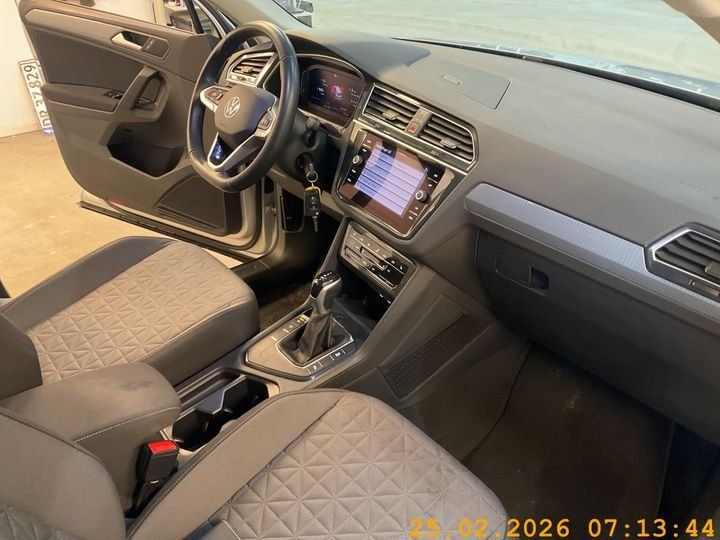 Fahrzeugabbildung Volkswagen Tiguan Life TSI DSG *AHK*Navi*Cam*LED*PDC*ACC*