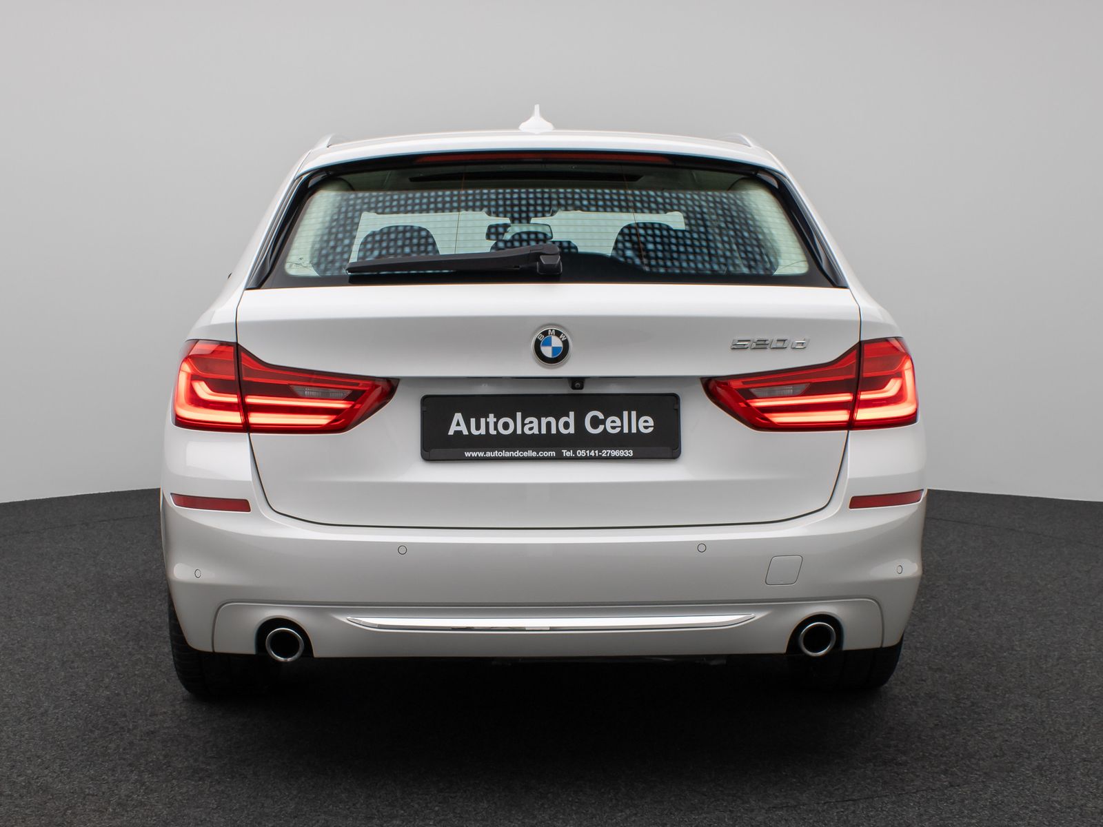 Fahrzeugabbildung BMW 520d Luxury Line Panorama Kamera HUD DAB HiFi