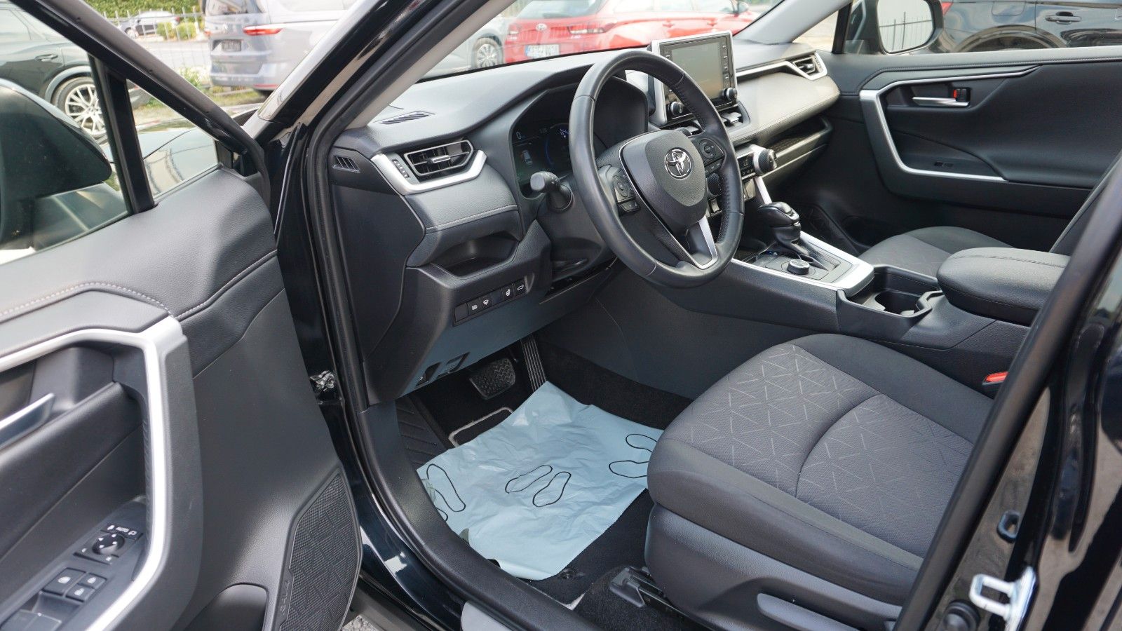 Fahrzeugabbildung Toyota RAV4 Hybrid 4x4 Team Deutschland LED,ACC,SH,AHK