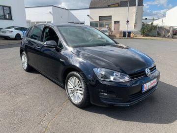 Volkswagen Golf - 2