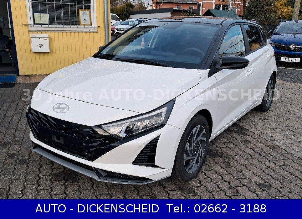 Hyundai i20 1.0T 7 DCT-KLIMAAUTOM-LED-SH-LH-NAVI-PDC+Kam