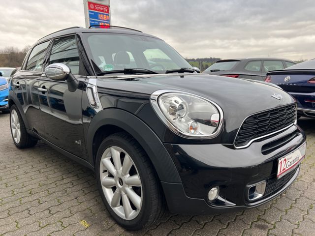 MINI COOPER S All4*BI-XENON*LEDER*PANORAMA*EURO 5*