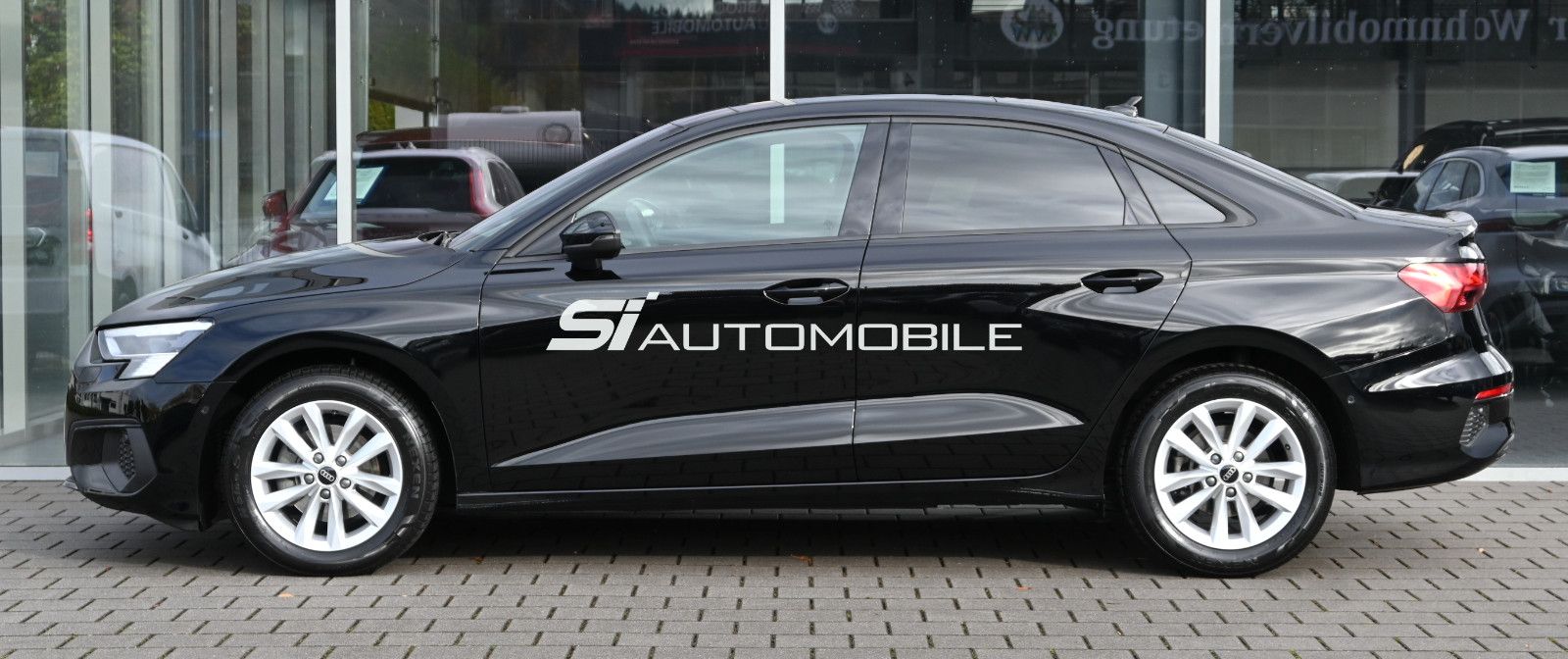 Fahrzeugabbildung Audi A3 35 TFSI S tro. Limousine °ACC°PANO°HEAD-UP°