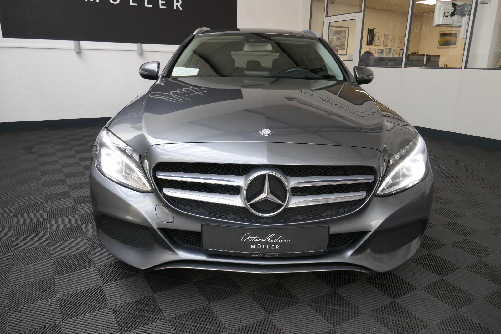Mercedes-Benz C 180 *Tempomat*Navi*Teilleder*