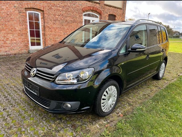 Volkswagen Touran Cup*Ahk/Parkassistent/Klima/TÜV NEU*