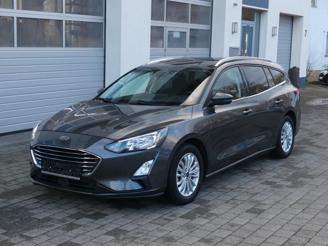 Ford Focus Turnier Titanium*Rückfahrkamera*