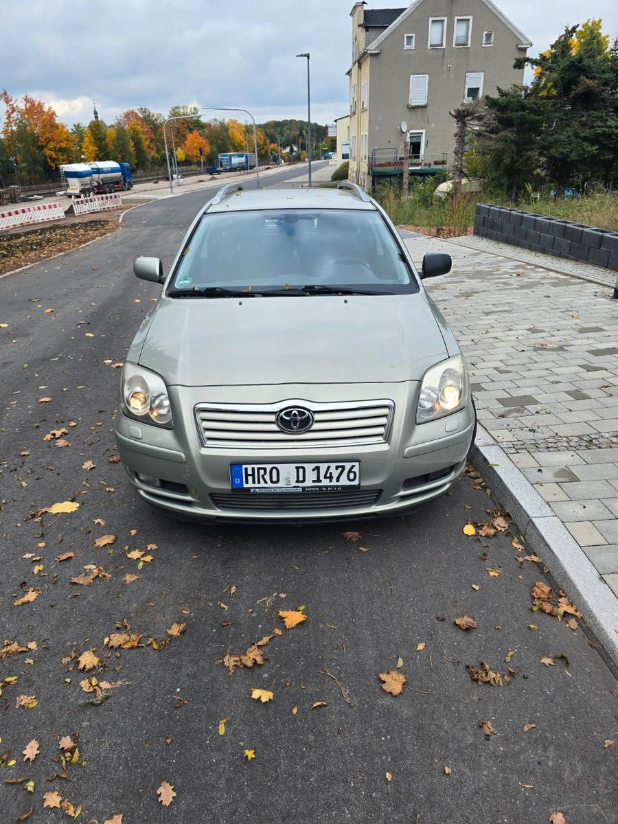 Toyota Avensis 2004 — photo 5