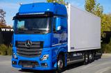 Mercedes-Benz Actros 2548 / GIGA / Cab Lounge chair / Lamberet