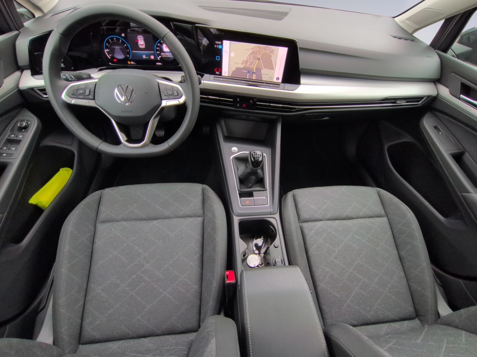 Golf VIII Variant 1.0 TSI NAVI+ALU+CarPlay+ACC+