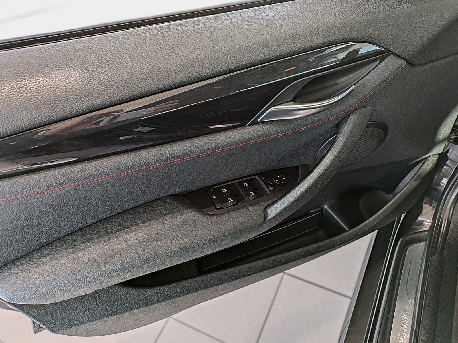 Fahrzeugabbildung BMW X1 25 d xDrive SPORT NAVI XENON H/K SOUND AHK