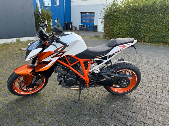 KTM 1290 Super Duke R SE