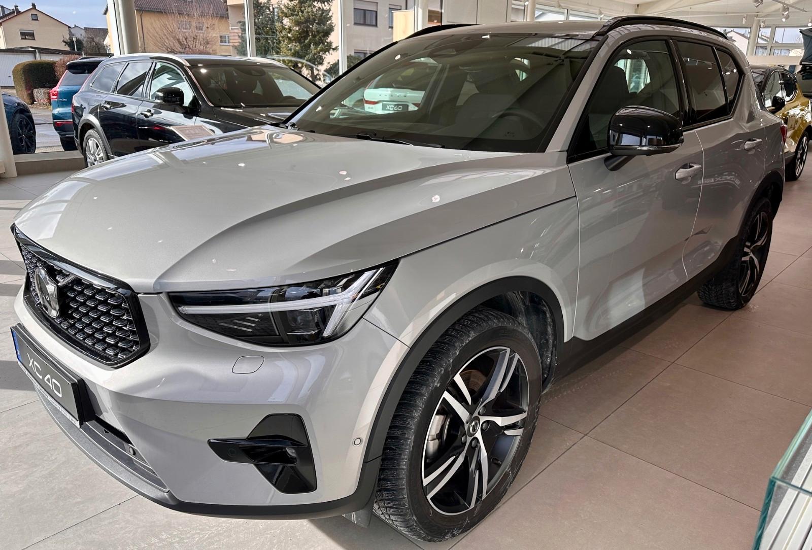 Volvo XC 40 B3 Plus Dark 2WD