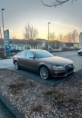 Audi A4 b8 - Audi A4 aus 2008 mit Diesel-Antrieb: Limousine
