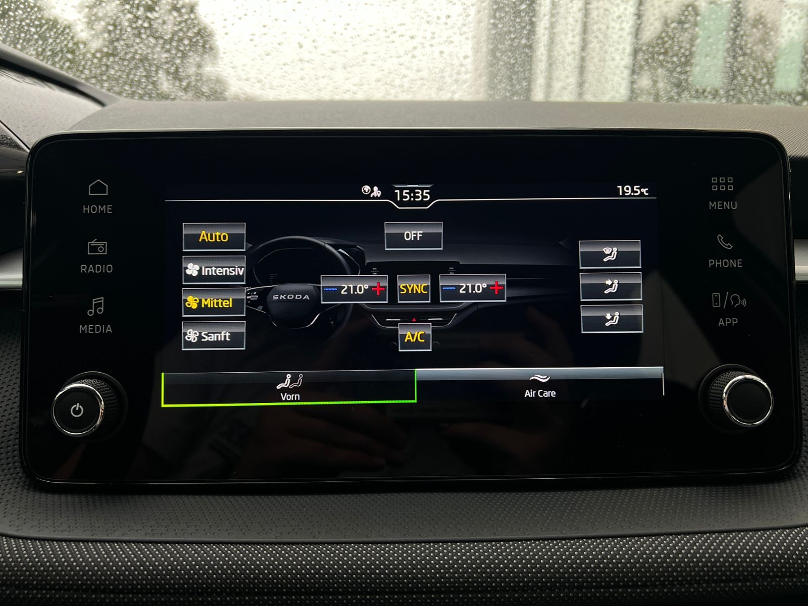 Fahrzeugabbildung SKODA Fabia IV Selection 1.0 MPI *LED, Climatronic, Si