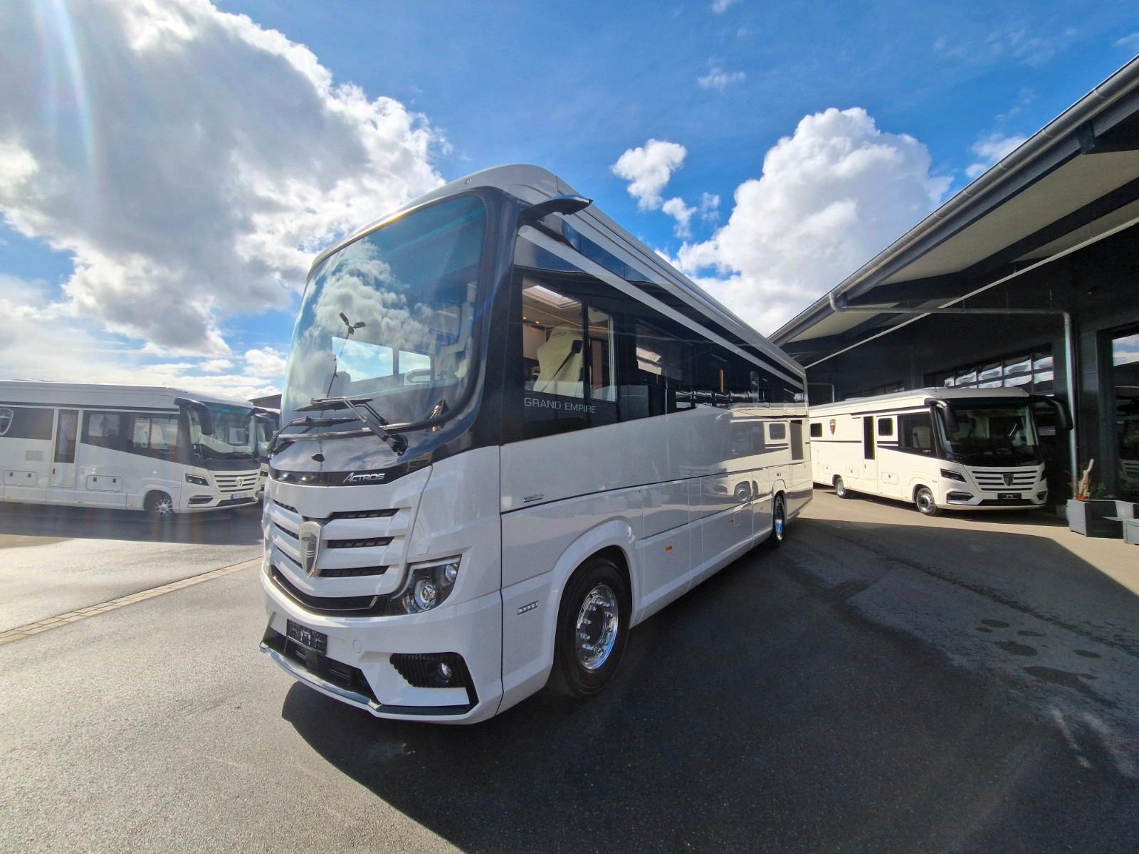Morelo GRAND EMPIRE 110 GSB ACTROS 530PS SCHEER RADLIFT