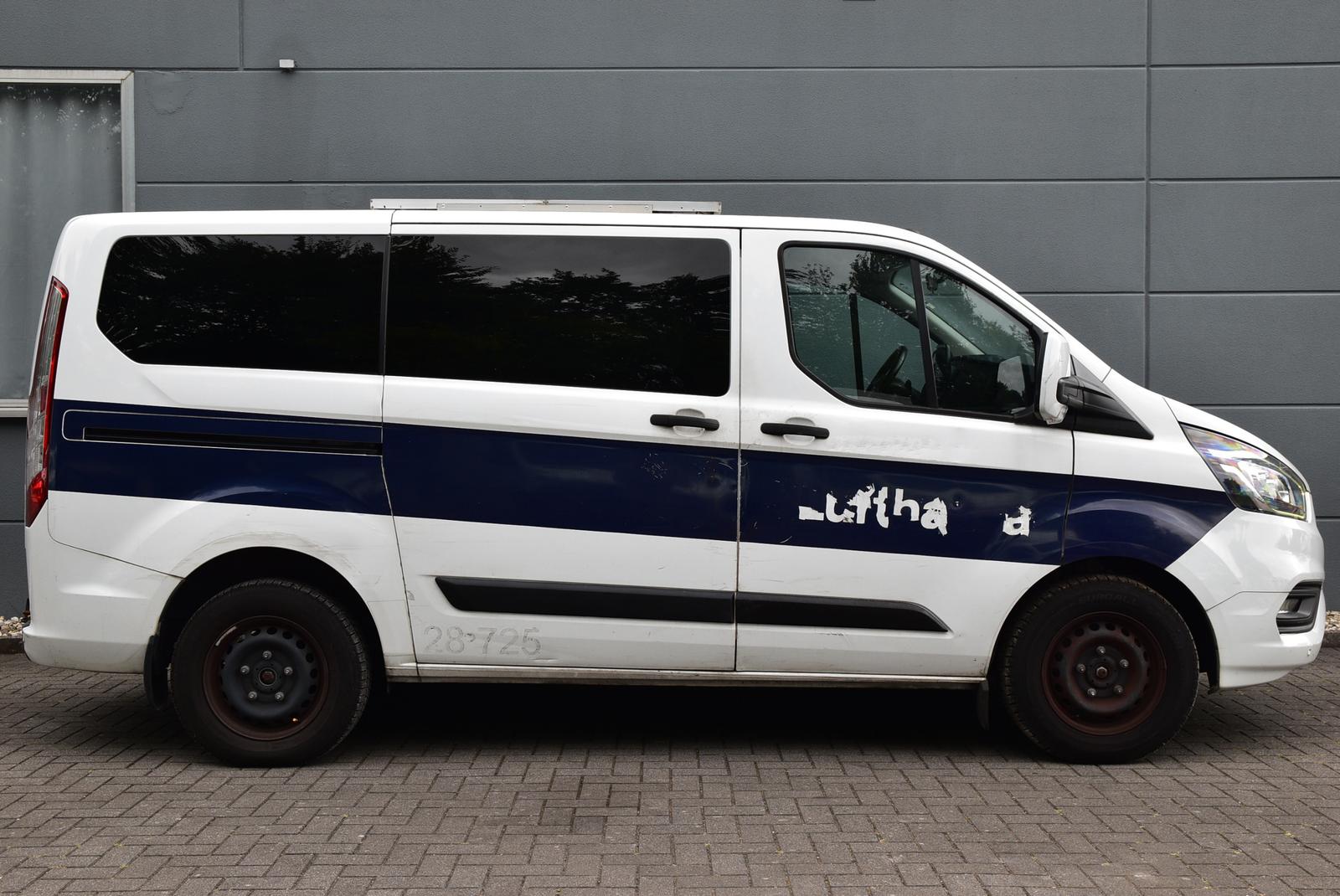 Ford Transit Custom 340 L1 Trend 1-HAND/8-Sitze/AHK