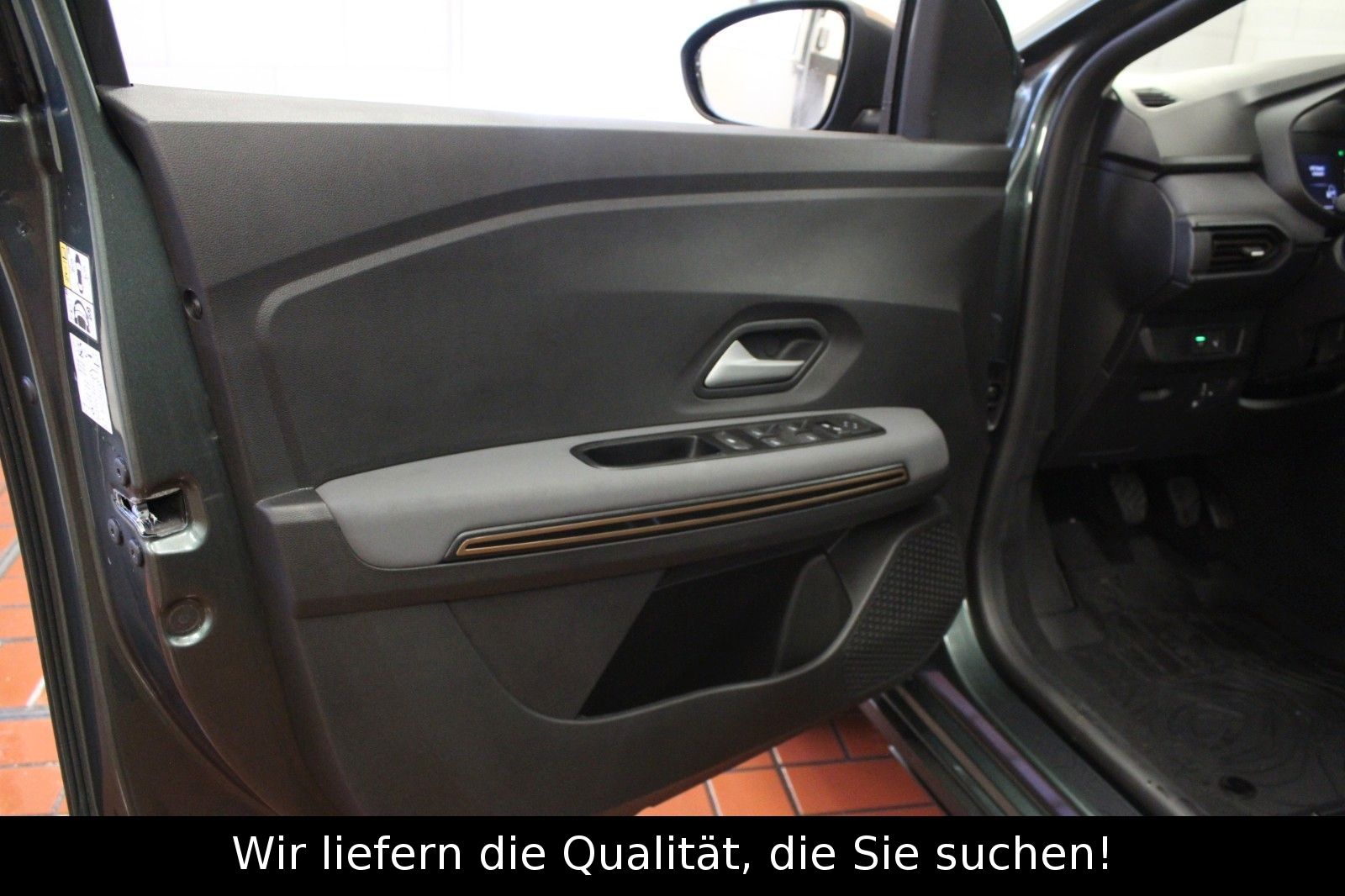 Fahrzeugabbildung Dacia Sandero TCe 110 Stepway Extreme*Media Display*