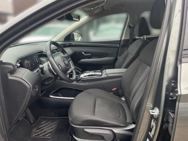 Fahrzeugabbildung Hyundai Tucson Trend Hybrid 4WD Navi Digitales Cockpit L