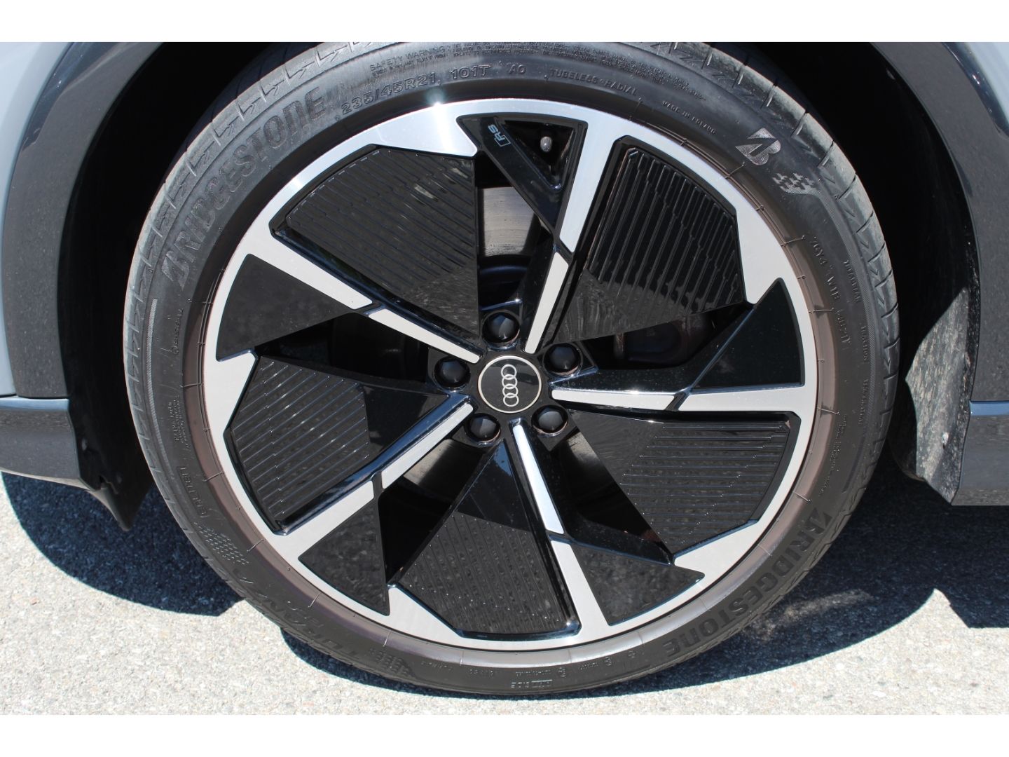 Q4 e-tron 40 S-Line*Assistenz+*Kamera*SONOS*21''