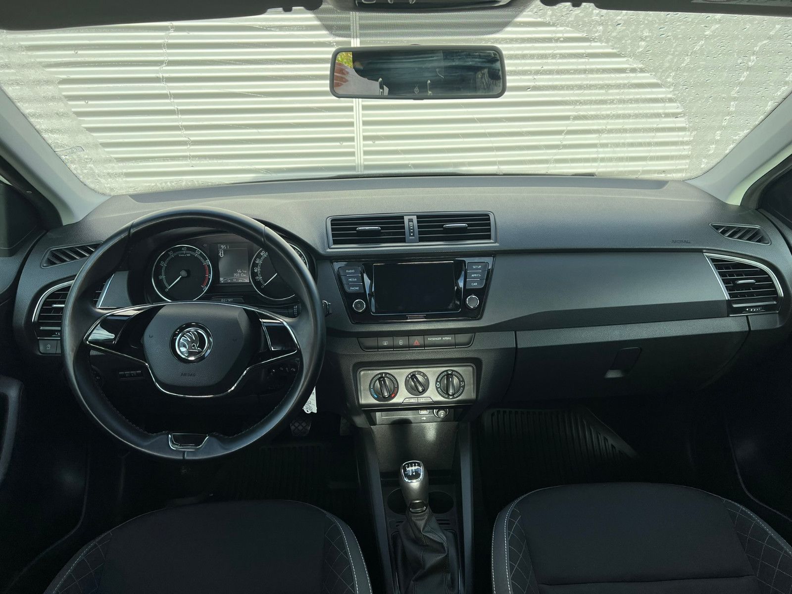 Fahrzeugabbildung SKODA Fabia Combi 1.0 TSI