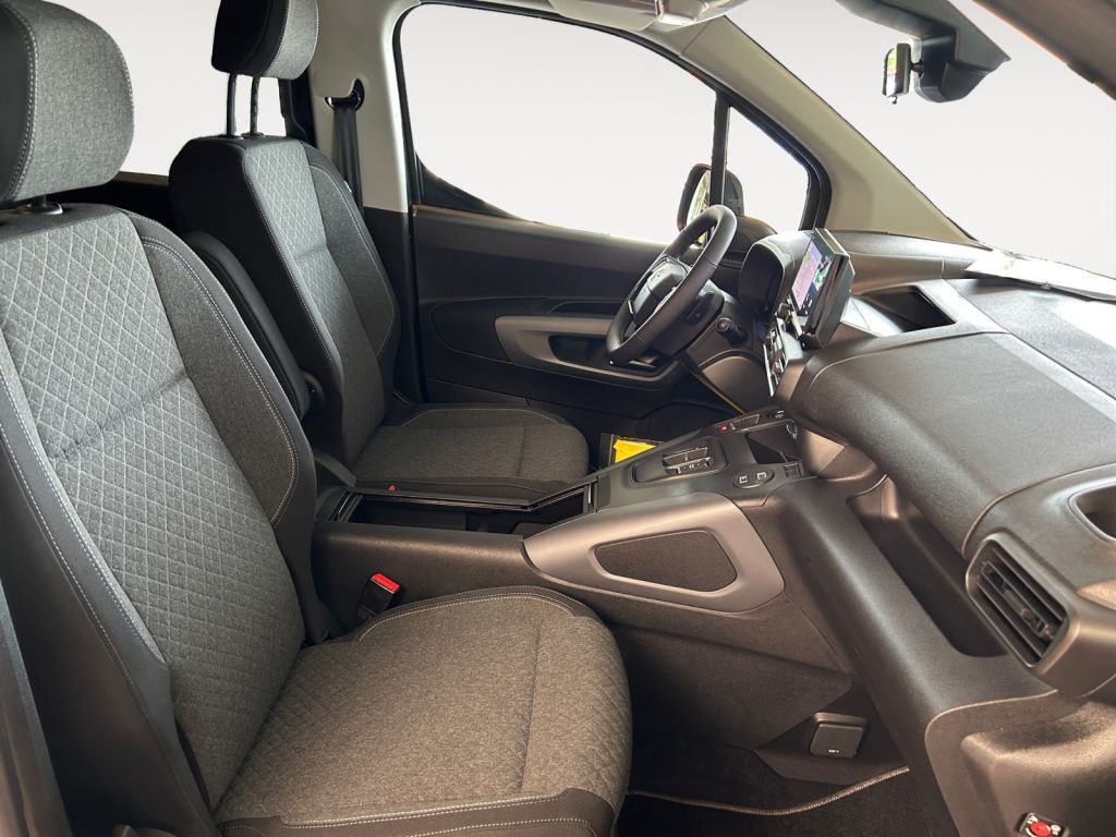 Fahrzeugabbildung Opel Combo 5sitzer 1.5 D 96kW AT XL N1 Edition