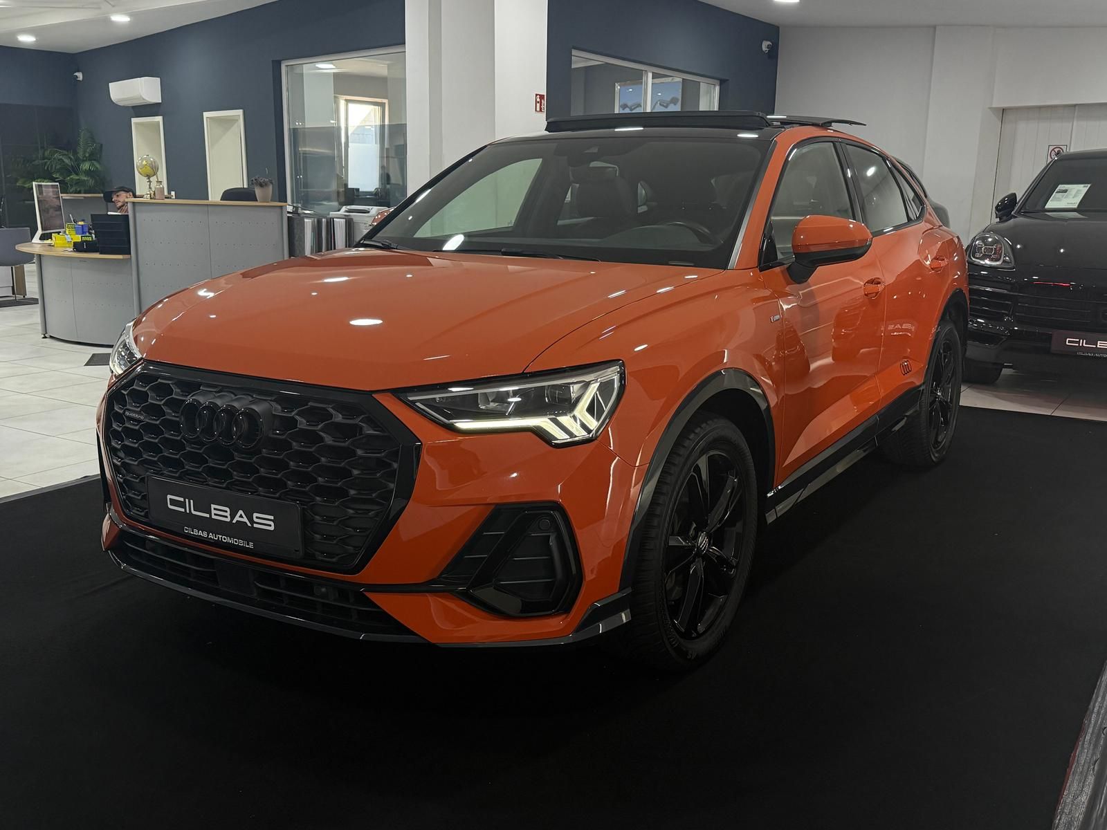 Audi Q3 45 TFSI quattro S line PANO KAM ACC SPUR DIGI foto 2