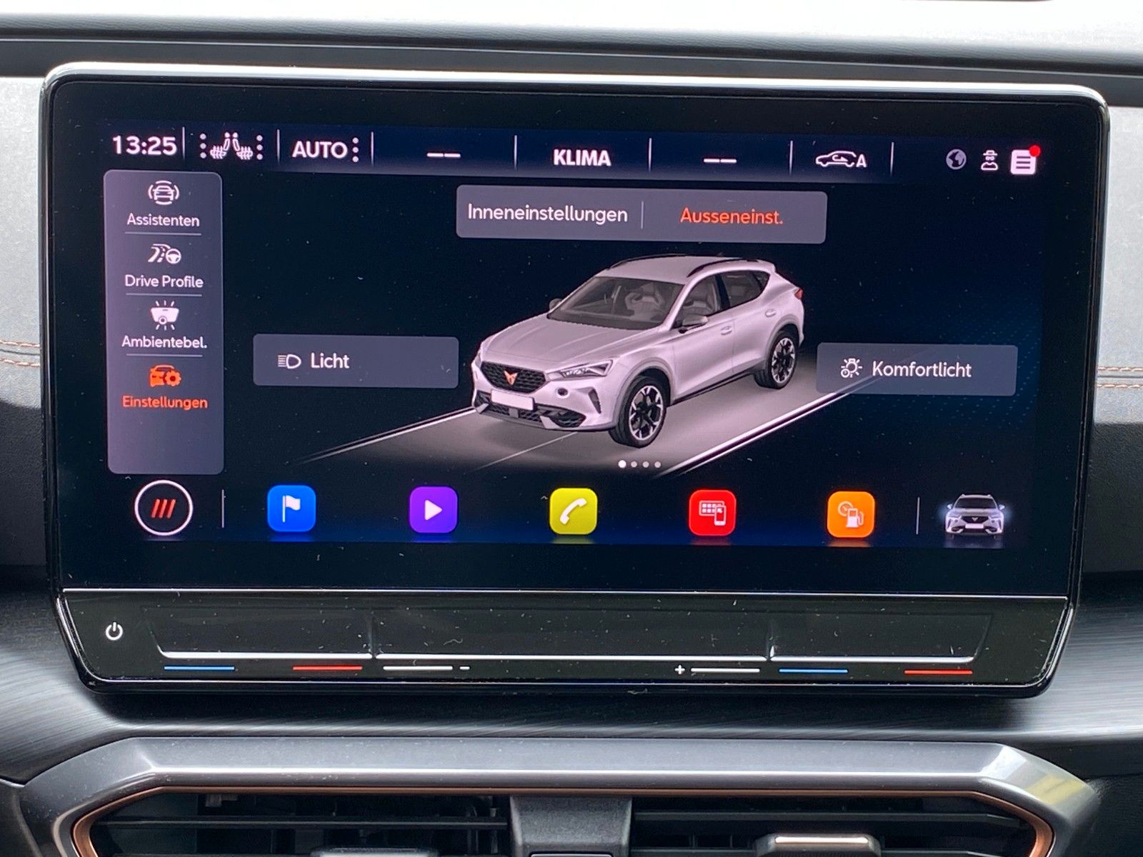 Fahrzeugabbildung CUPRA Formentor 1.5 TSI *Navi *AHZV-Vorb. *Parklenka.