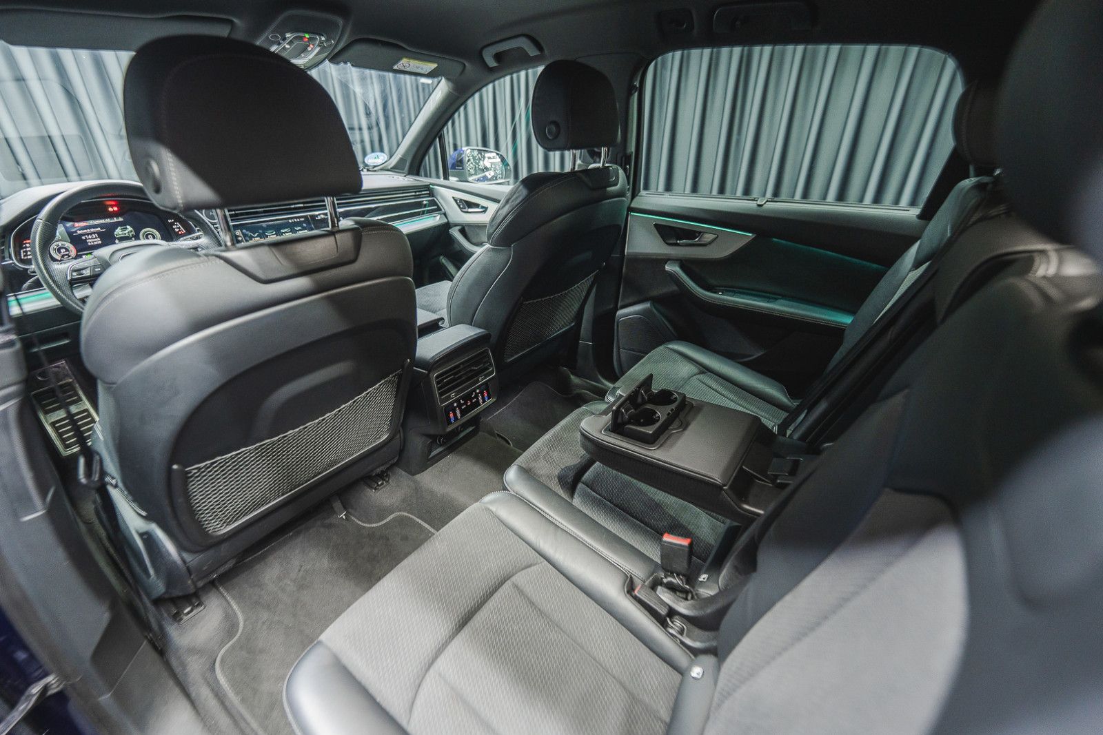 Fahrzeugabbildung Audi Q7 45 TDI quattro S line*Matrix*B&O*HUD*7-Sitz