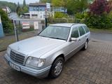Mercedes-Benz E 220 AKTIV Aktiv - Mercedes-Benz E-Klasse: Aktiv