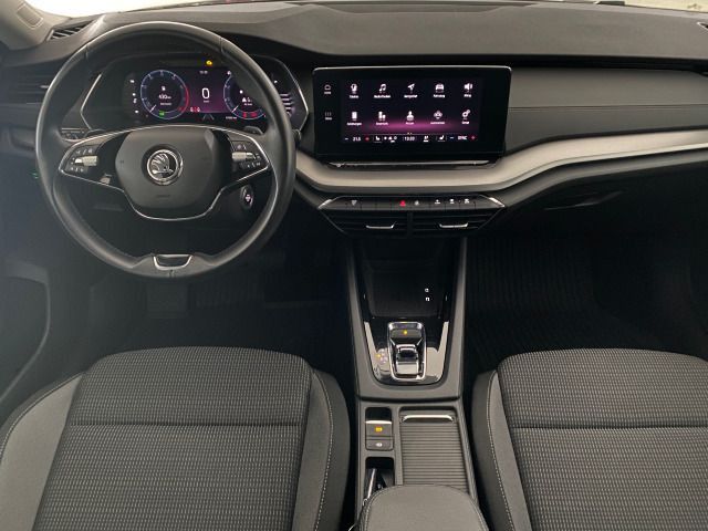 Octavia Combi Ambition 1.5 eTSI DSG NAVI+AHK+SHZ