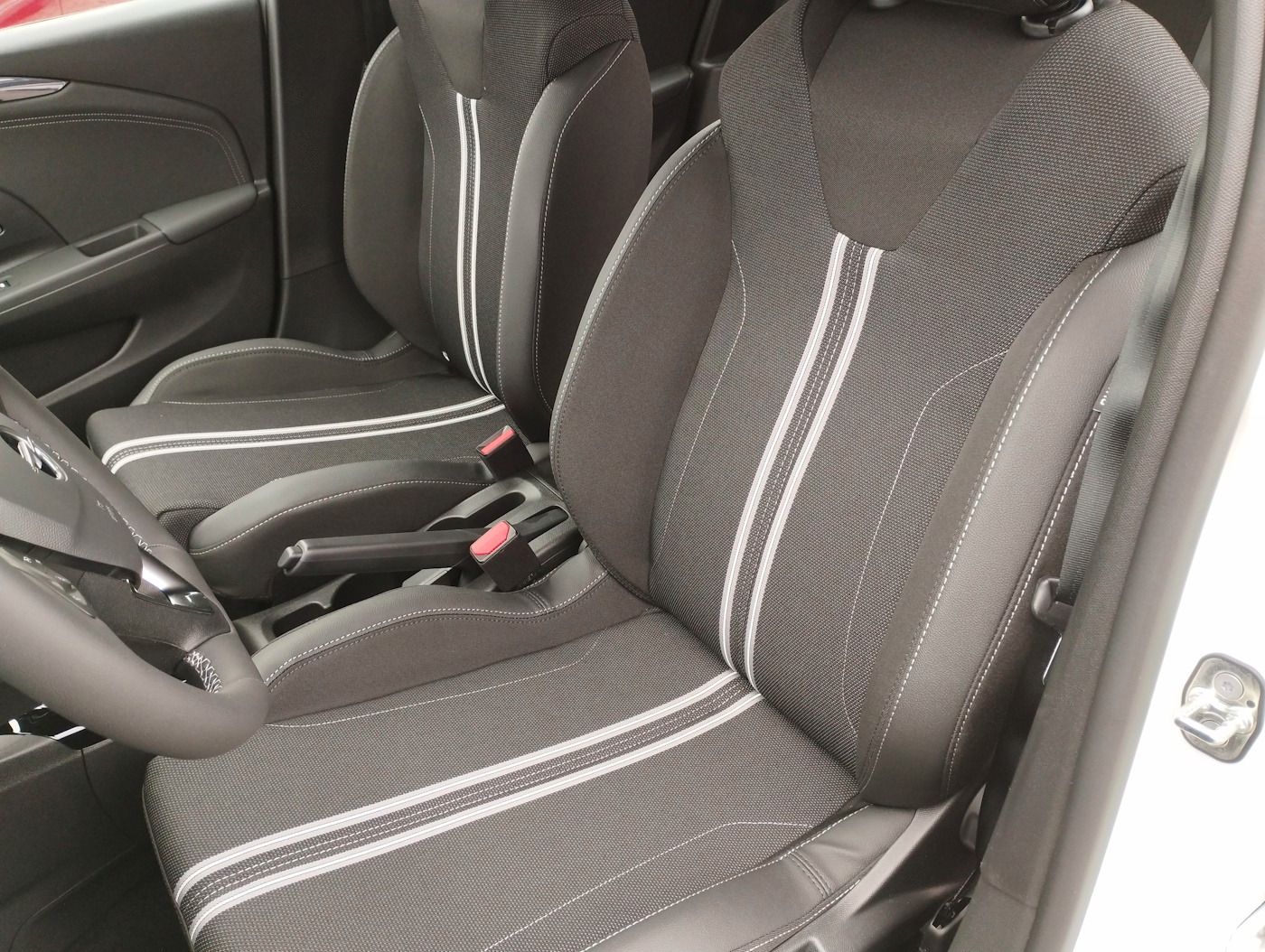 Fahrzeugabbildung Opel Corsa -F 1.2 GS-Line Kamera LED DAB Klima ALU