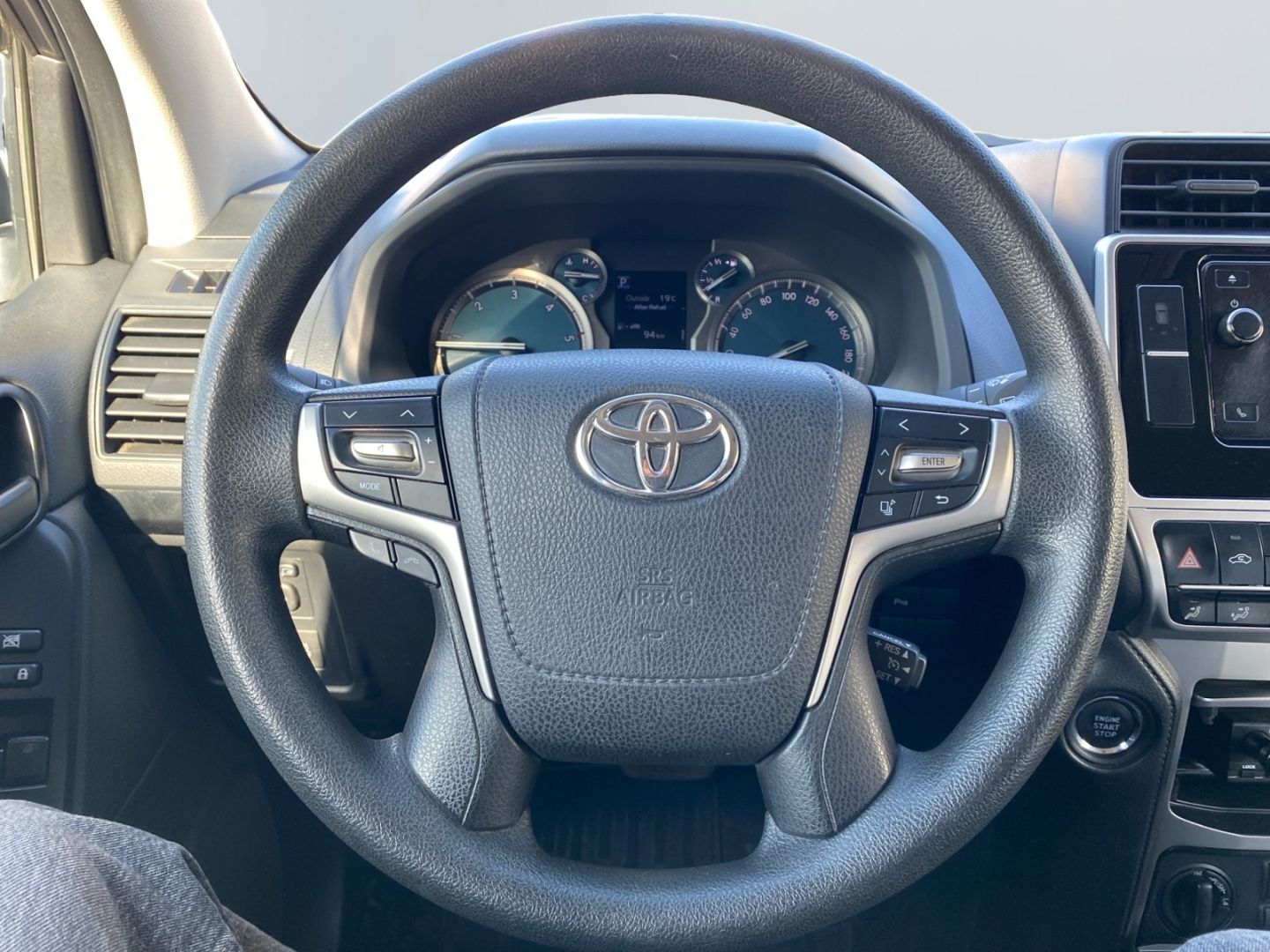 Toyota Land Cruiser 2.8 D-4D Automatik *SmartKey*BT*PDC foto 13