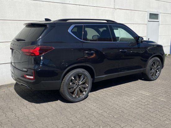 KGM Rexton 2.2 E-XDI 4WD 8AT MY25  Black 3.5t AHL GS imagem 3