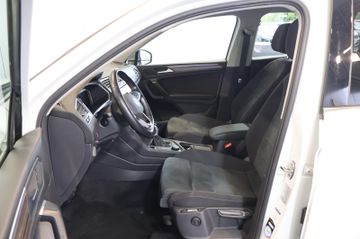 Volkswagen Tiguan Allspace Eleg. 2.0 TDI 4M HUD+PANO+AHK