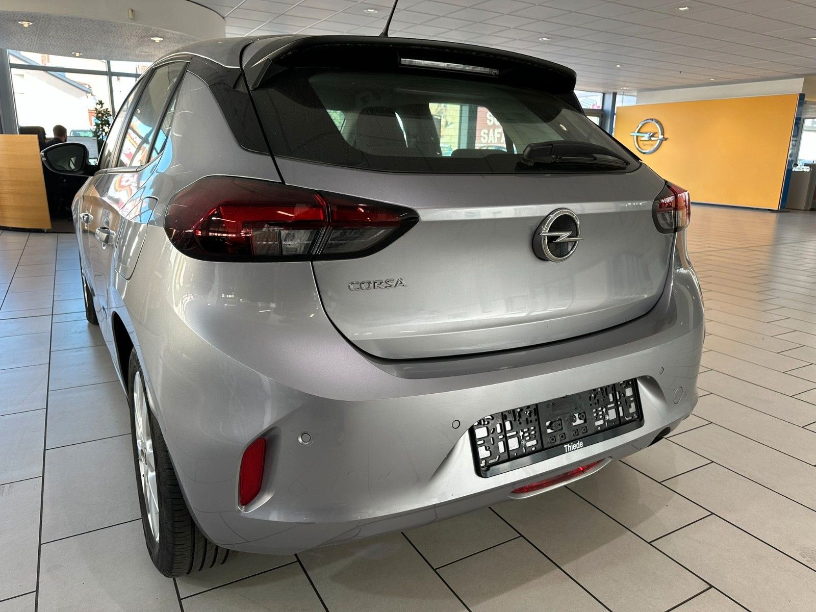 Fahrzeugabbildung Opel Corsa F Edition 1.2 LED/NAVI/PDC/DAB/ALU/TEMPO