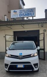 Toyota Proace Verso PL trasporto disabili pedana - Toyota Proace (Verso): Behindertengerecht