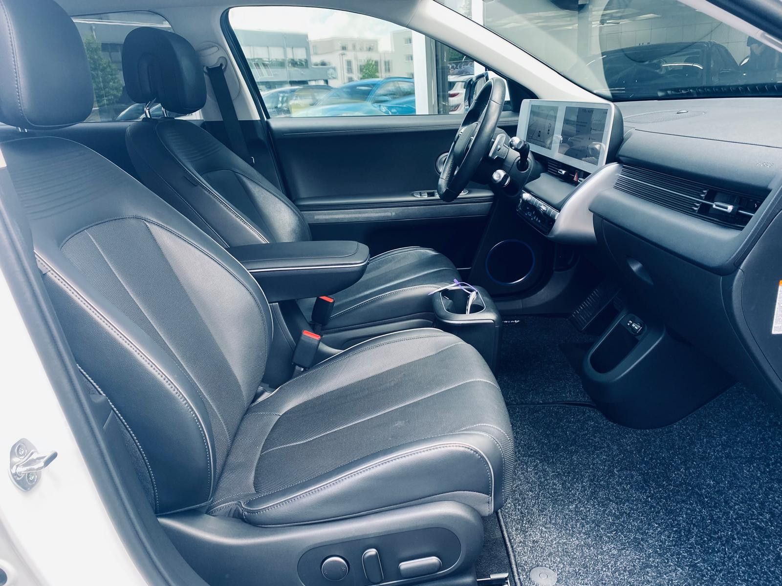 Fahrzeugabbildung Hyundai Ioniq 5 Techniq 4WD WERG.+NAVI+LED+SHZ+KAM+ACC+