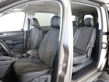 Volkswagen Caddy Maxi eHYBRID DSG STYLE AHK 7SITZE 5J GAR.