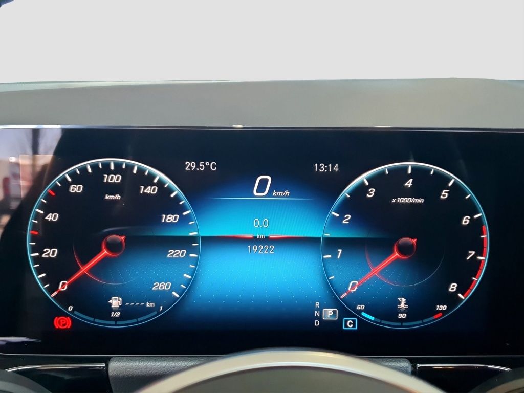 Fahrzeugabbildung Mercedes-Benz GLA 200 AHZV*K-GO*KAMERA*THERMOTRONIC*DAB*LED*